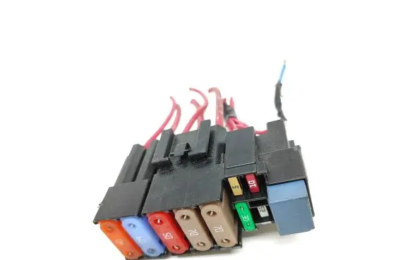 Renault Trafic III (X82) Fuse module 243514171R 18016282 06D19