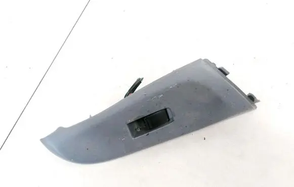 Nissan Almera N16 Electric window control switch