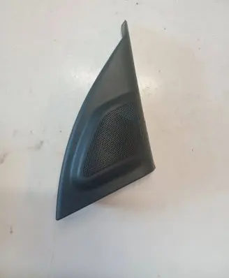 Volvo V70 Front door high frequency speaker 30781068 AD7XJ 16W01