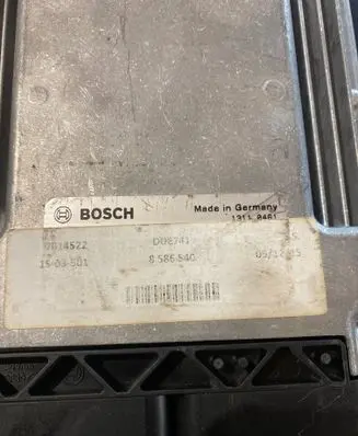 BMW X4 F26 Engine control unit/module 8586540 D08741