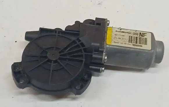 Hyundai Sonata Front door window regulator motor 400898