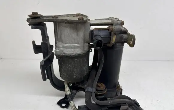 Lexus LS 430 Air suspension compressor/pump 48910-50050