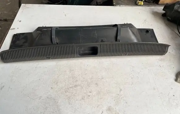 Skoda Yeti (5L) Trunk/boot sill cover protection 5L6863459A