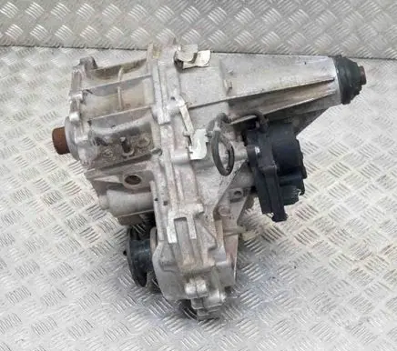 Nissan NP300 Gearbox transfer box case 0511000080 3126Y61884