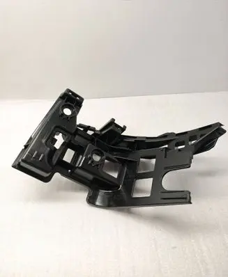 Rear bumper mounting bracket