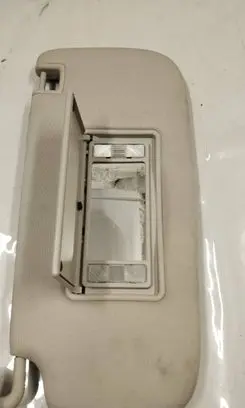 Jeep Grand Cherokee Sun visor