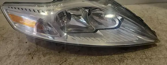 Ford Mondeo MK IV Headlight/headlamp