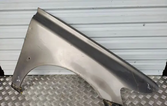 Volvo V50 Fender