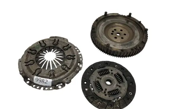 Hyundai i20 (PB PBT) Clutch set kit 23211-03010 41100-02701 319-0186-10
