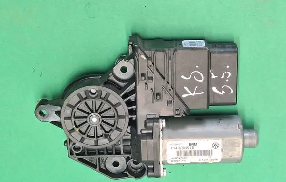 Volkswagen Golf V Rear door window regulator motor 1K4839401E