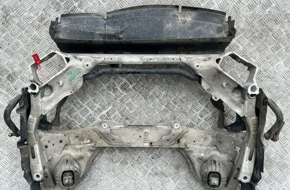 BMW 1 E81 E87 Front axle beam 