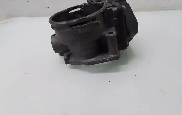 Volkswagen PASSAT B6 Throttle valve A2C53249824
