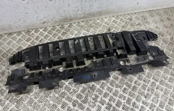 Front bumper skid plate/under tray
