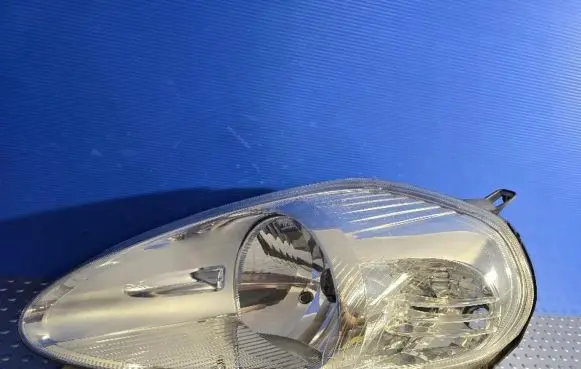 Fiat Grande Punto Headlight/headlamp