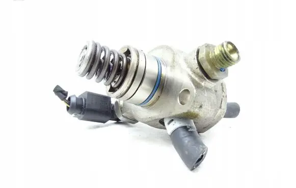 Skoda Octavia Mk2 (1Z) Fuel injection high pressure pump 06L127025P