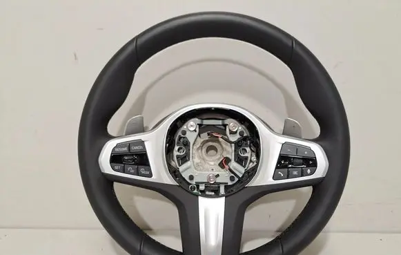 BMW X6 G06 Steering wheel 8008184