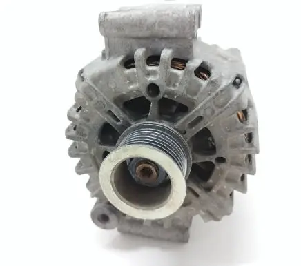 BMW 6 F12 F13 Generator/alternator 7603779 FG23S043 2610250C