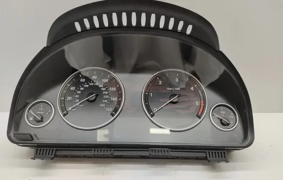 BMW 5 F10 F11 Speedometer (instrument cluster) 922761601 43409101 46547