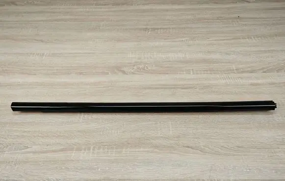 BMW 8 G16 Front door glass trim molding 7456038