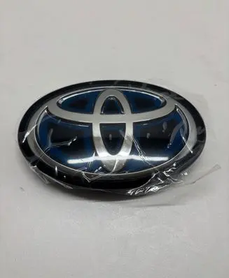 Toyota C-HR I Manufacturer badge logo/emblem 90975C2023