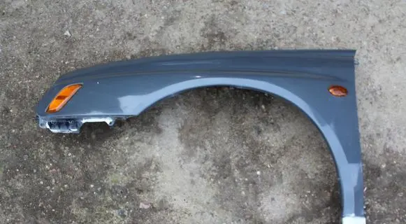 Subaru Impreza II Fender