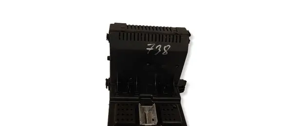 Volvo V70 Fuse module 30728542