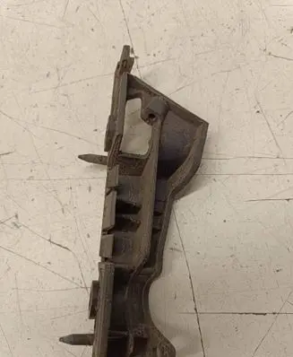 Audi A4 S4 B8 8K Fender mounting bracket 8K0807283