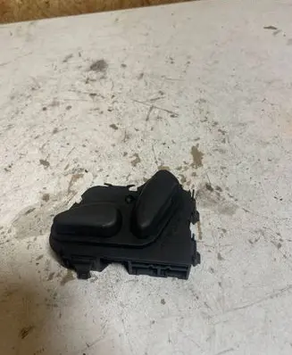Mercedes-Benz E W211 Seat control switch 2108213851 03463815