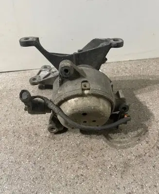 Audi A8 S8 D4 4H Gearbox mount 4H0399152A 4H0399308 4H399114