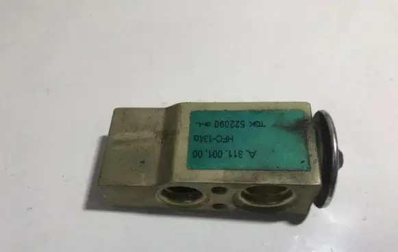 Air conditioning (A/C) expansion valve
