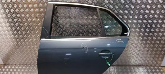 Volkswagen Jetta V Rear door S26372862