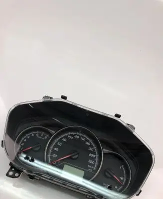 Toyota Yaris Speedometer (instrument cluster) 838000UB10