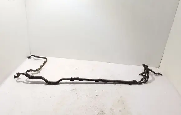 Volvo XC40 Engine coolant pipe/hose 32208959