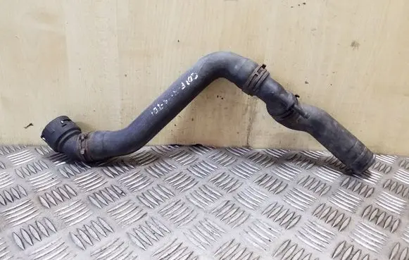 Volkswagen Golf IV Engine coolant pipe/hose