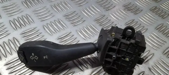 BMW 3 E46 Indicator stalk 8363668 01104010
