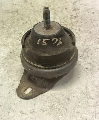 Peugeot 807 Engine mount bracket 96359399