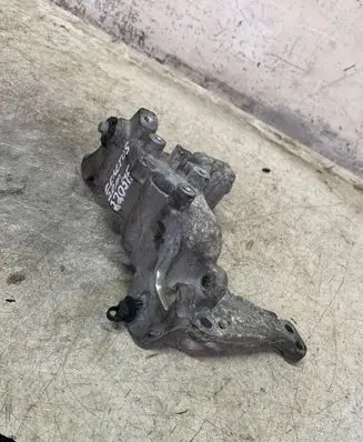 Citroen C4 Cactus Engine mounting bracket