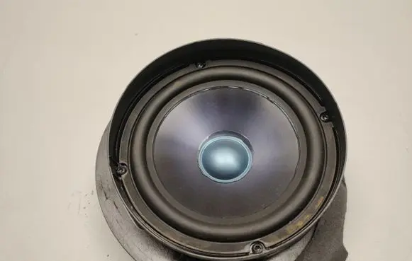 Mercedes-Benz E W211 Panel speaker A2118206802
