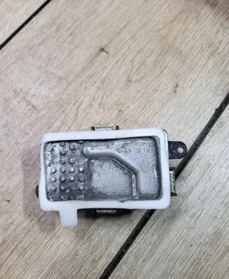 Mercedes-Benz E W212 Heater blower motor/fan resistor A2128702110 V7191001
