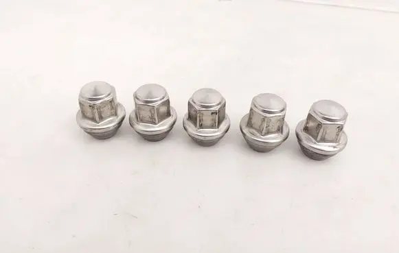 Nuts/bolts