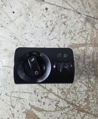Light switch