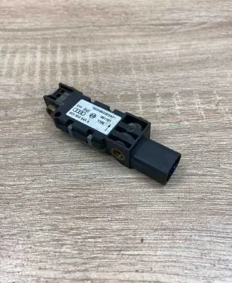 Audi A4 S4 B6 8E 8H Airbag deployment crash/impact sensor 8E0959643A