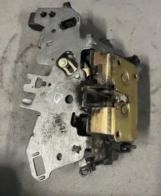 Chrysler Grand Voyager IV Sliding door lock 