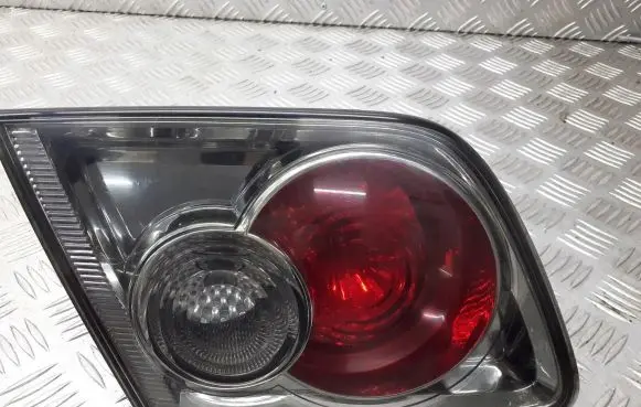 Mazda 6 Tailgate rear/tail lights