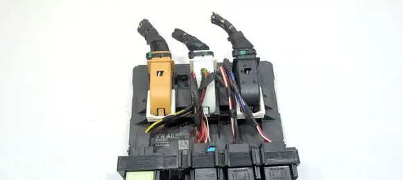 Volkswagen PASSAT B7 Comfort/convenience module 3AA937087E