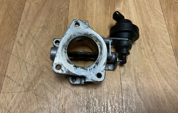 Alfa Romeo 147 Throttle valve 46823851