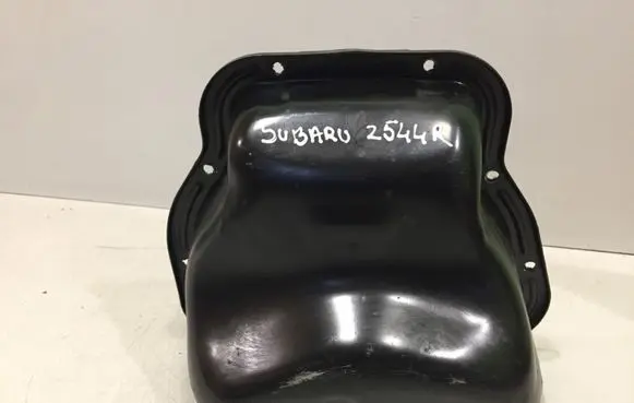 Subaru Legacy Oil sump