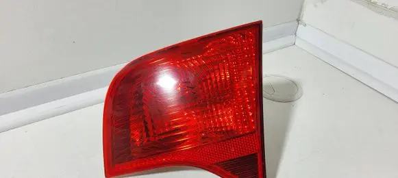Audi A4 S4 B7 8E 8H Tailgate rear/tail lights 8E5945094A