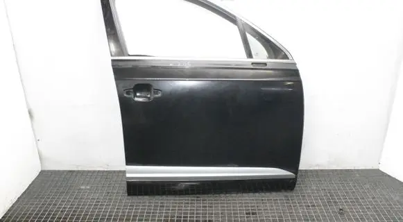 Audi Q7 4M Front door A1041