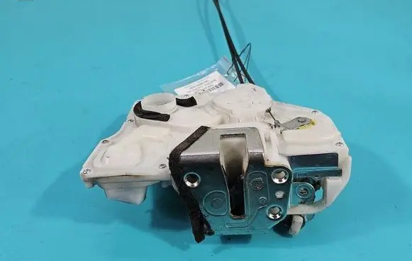Suzuki SX4 S-Cross Front door lock 8220261MA0 IMPRK1594654